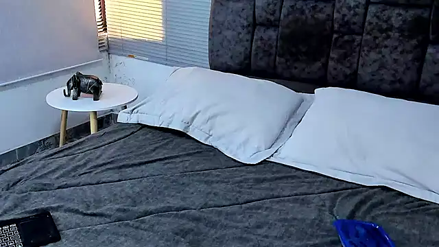 Zack Froone online show from 12.02.24