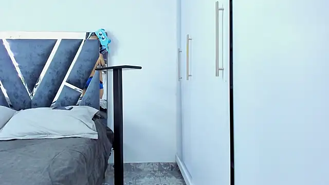 Zack Froone online show from 10.16.25