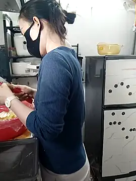 I AM NOT A SLUT online show from 11.12.25