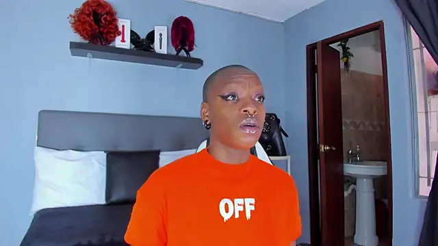 Coco Kiss online show from 10.20.25