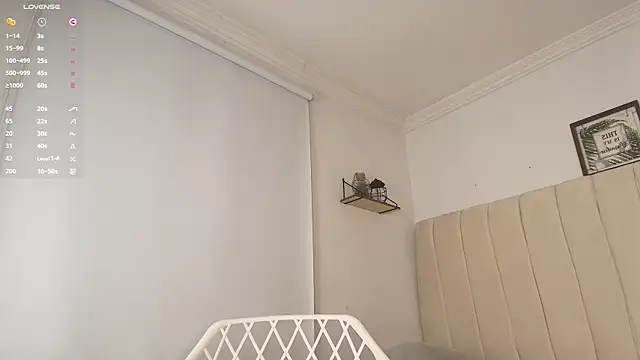 Snapshot of mollyrivera chatting on 01.11.25 mollyrivera online show from 01.11.25