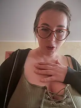 MommmyYummy online show from 03.14.25