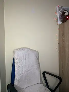 Teylor Love online show from 02.19.25