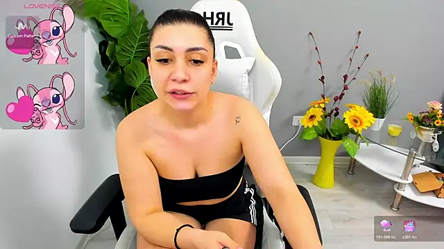 EveEvian online show from 04.08.26