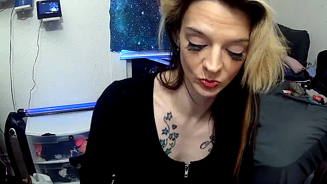 dangereyez0010 online show from 03.04.26