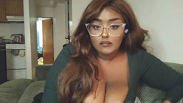 SiminFox online show from 10.24.25