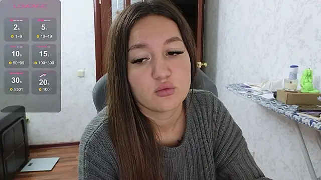 Snapshot of Nelly_Fischer chatting on 12.05.24 Nelly Fischer online show from 12.05.24