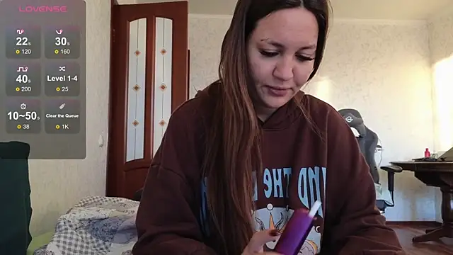 Snapshot of Nelly_Fischer chatting on 12.07.24 Nelly Fischer online show from 12.07.24