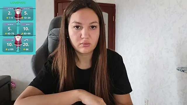 Snapshot of Nelly_Fischer chatting on 01.04.25 Nelly Fischer online show from 01.04.25