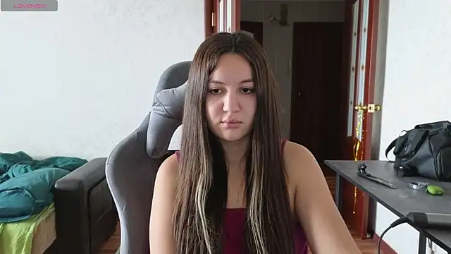 Snapshot of Nelly_Fischer chatting on 03.06.25 Nelly Fischer online show from 03.06.25