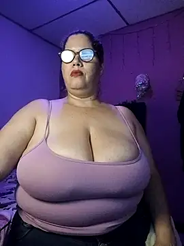 EllisW8 online show from 10.14.25