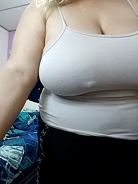 EllisW8 online show from 11.16.25