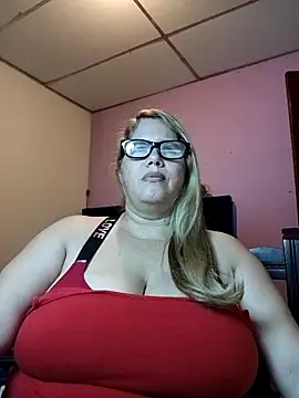 EllisW8 online show from 04.18.26