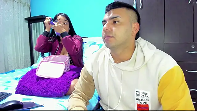 2ScarletandRyan8 online show from 11.28.25