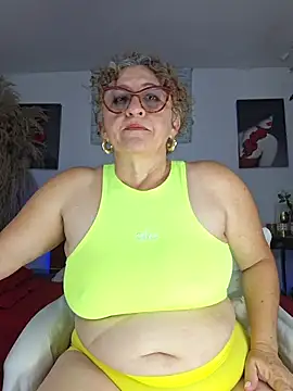 Snapshot of evelin_hott chatting on 01.13.26 evelin hott online show from 01.13.26
