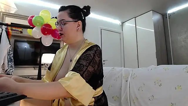 ILoveToFeelU online show from 12.19.25