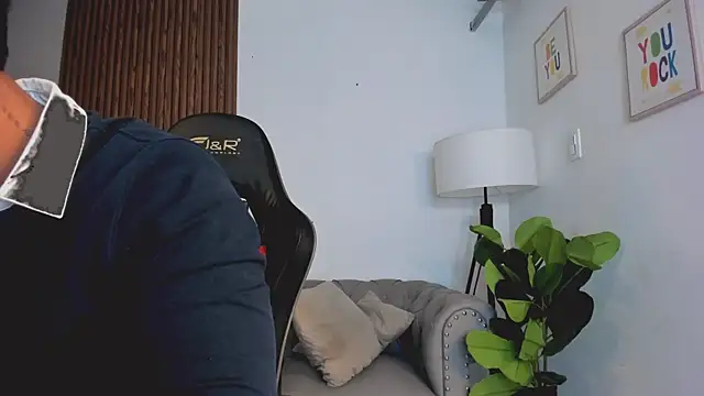 liam collins21 online show from 09.30.25