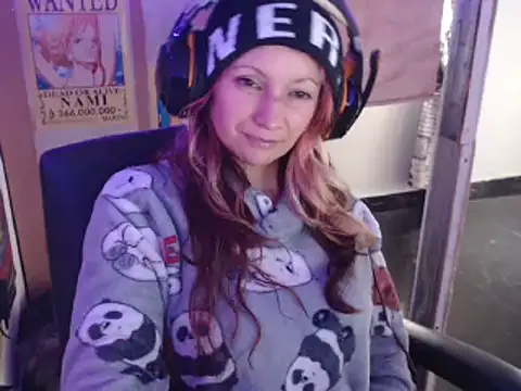 Snapshot of Paulita_x3 chatting on 03.05.25 Paulita x3 online show from 03.05.25