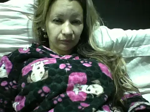 Snapshot of Paulita_x3 chatting on 01.09.26 Paulita x3 online show from 01.09.26