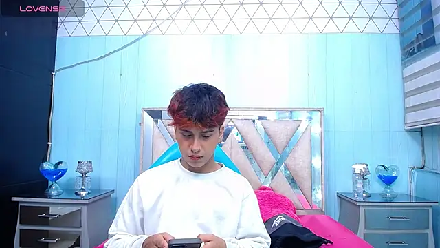 alex 477 online show from 09.09.25