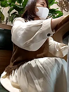 Snapshot of Michiko1 chatting on 03.16.25 Michiko1 online show from 03.16.25