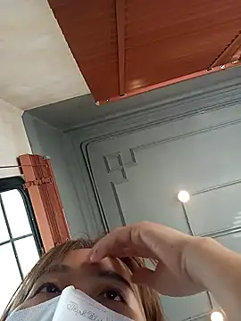 Michiko1 online show from 12.18.25