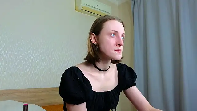 Cowell Adelina online show from 04.24.26