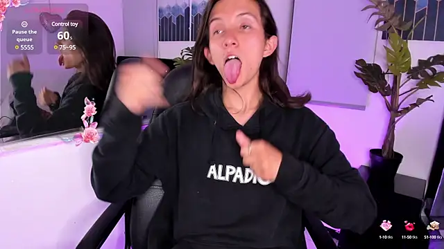 Feniix   online show from 02.05.25