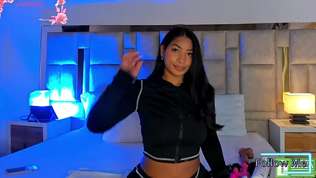 Miss Abigail  online show from 04.08.26