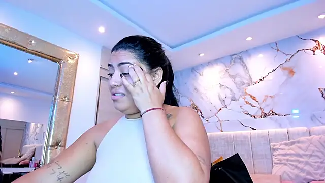 kiana cream online show from 04.06.26