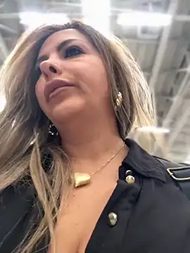  Abril-Office1 online show from 11.24.25