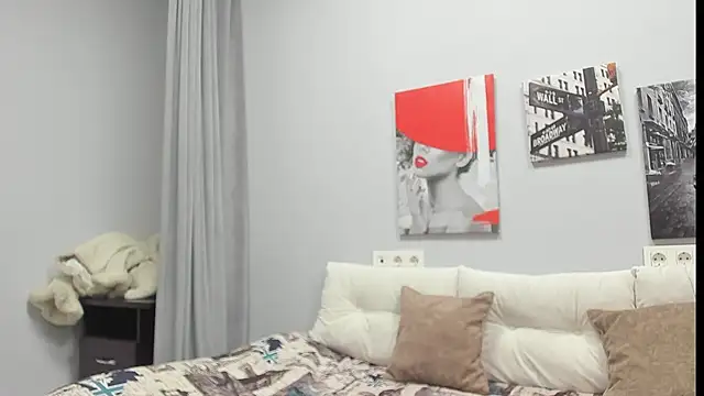 Snapshot of Tiny_JuJu chatting on 02.10.26 Tiny JuJu online show from 02.10.26