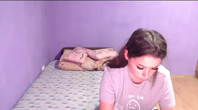 LovelyJulliette online show from 02.28.25