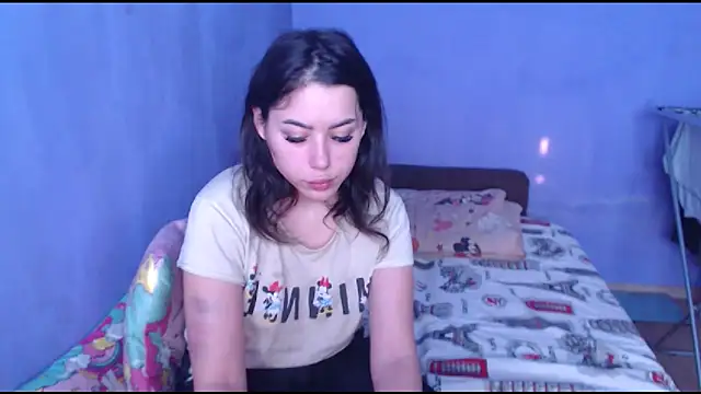 LovelyJulliette online show from 03.03.25