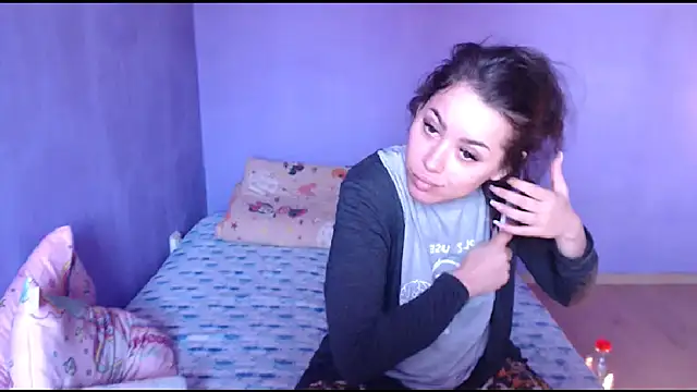 LovelyJulliette online show from 03.05.25