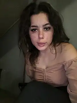 LovelyJulliette online show from 03.10.25