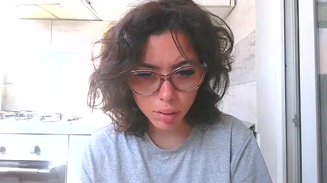 LovelyJulliette online show from 10.20.25