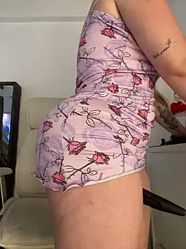 natashasweet online show from 03.16.25