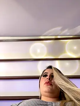 natashasweet online show from 10.18.25