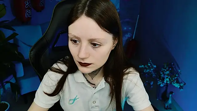 Snapshot of VeliraBraitberg chatting on 03.07.25 VeliraBraitberg online show from 03.07.25