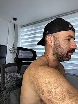 ADONIS ART01 online show from 11.05.25