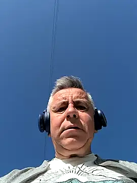 Snapshot of fransexdol chatting on 04.06.26 fransexdol online show from 04.06.26