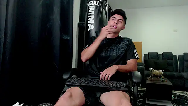 Stiven CL online show from 11.20.25