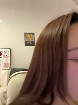 Snapshot of rose-u chatting on 03.08.25 rose-u online show from 03.08.25