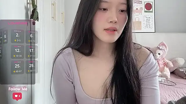 Snapshot of rose-u chatting on 07.18.26 rose-u online show from 07.18.26