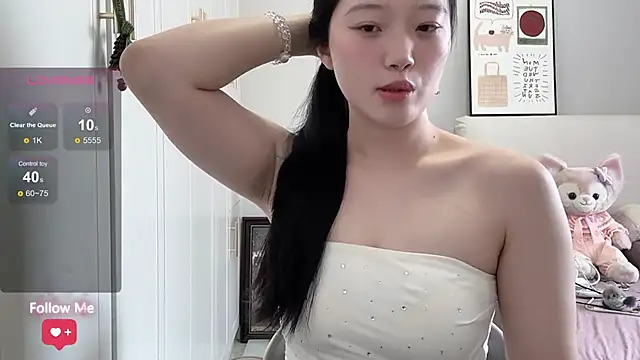 Snapshot of rose-u chatting on 07.21.26 rose-u online show from 07.21.26
