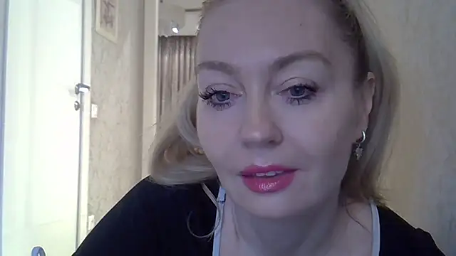 ZarinaSwift online show from 03.13.26