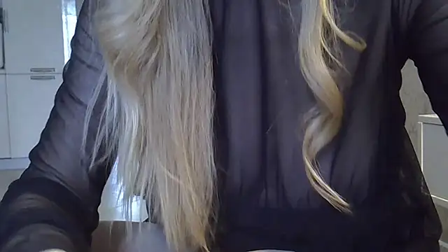 ZarinaSwift online show from 04.11.26