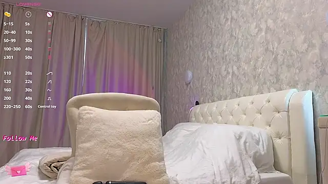 LaraSkinny online show from 11.01.25