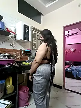 Snapshot of RESHMA_21 chatting on 12.16.24 RESHMA 21 online show from 12.16.24